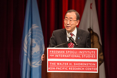 U.N. Secretary General Ban Ki-moon speaking at Stanford's Dinkelspiel Auditorium /Photo: L.A. Cicero