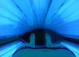 More evidence on the link between indoor tanning and cancers  