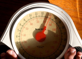 Learning weight-maintenance skills first helps prevent diet backsliding, Stanford study shows